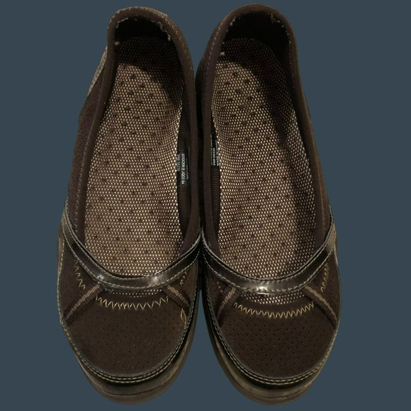 LL Bean Sz 7 Med Brown Slip On Shoes Active Wear - Picture 2 of 8